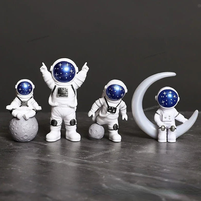 Estátua de Astronauta 4 Peças - CasaZaki