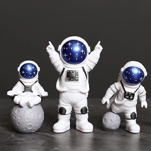Estátua de Astronauta 4 Peças - CasaZaki